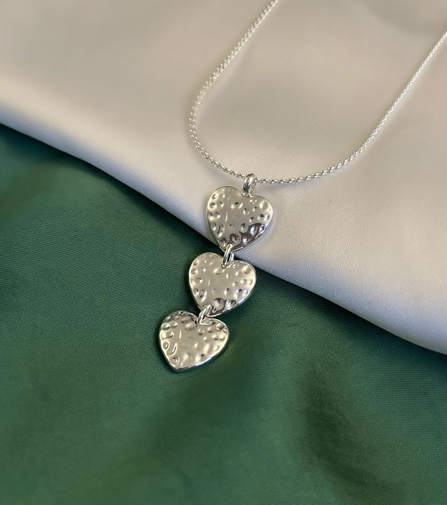 3 irregular strawberry hearts necklace 925 sterling silver