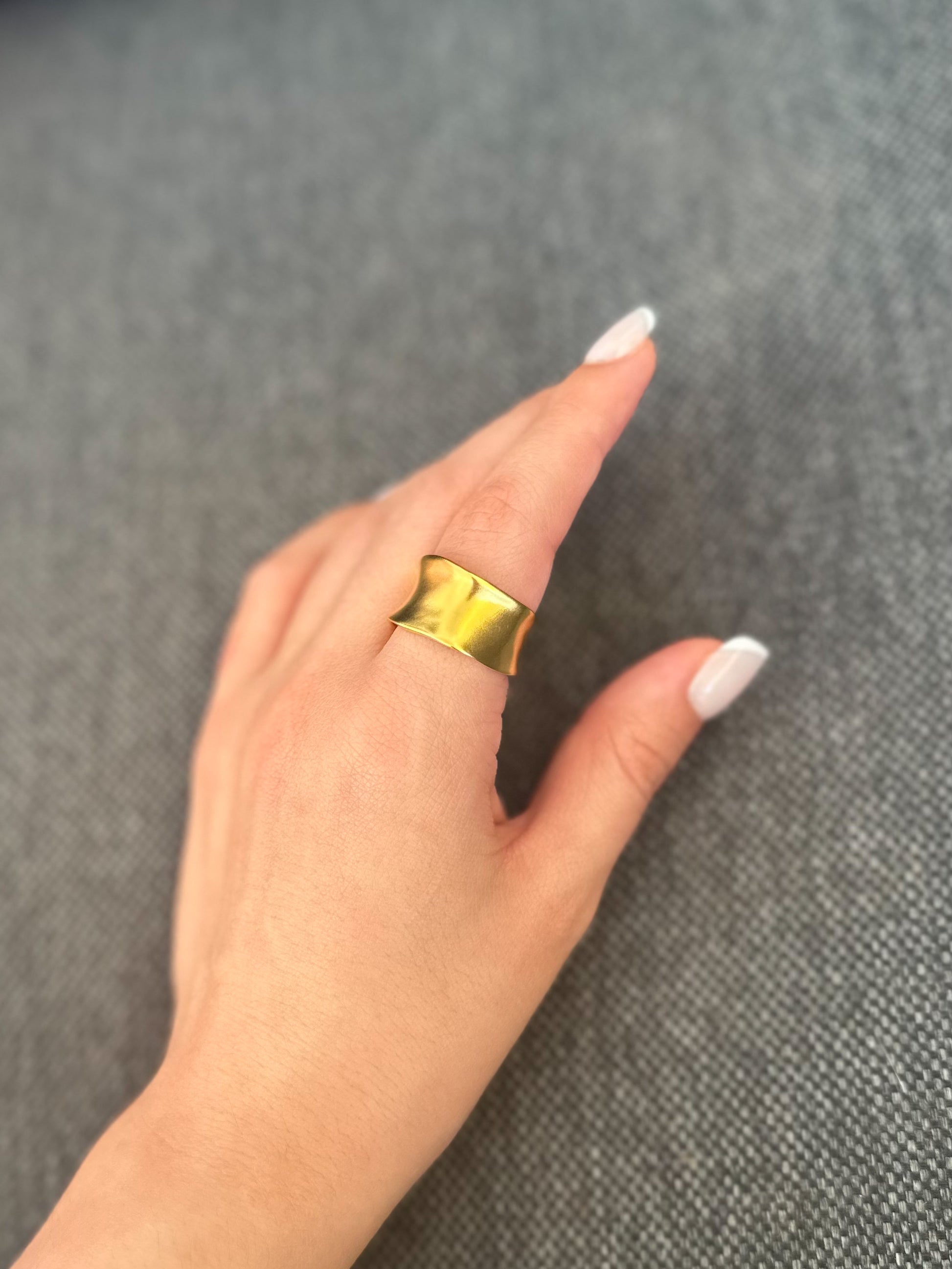 Chunky Adjustable AlterEgo Ring, 925 Sterling Silver, 18K Gold, Hand View. minimalist ring